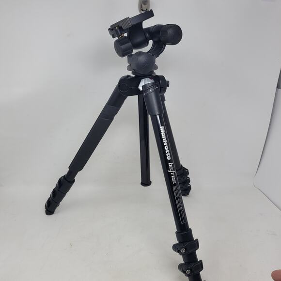 Manfrotto BeFree Tripod Black MKBFRA4-BH Tripod Camera W/ 460MG Magnesium Head !
